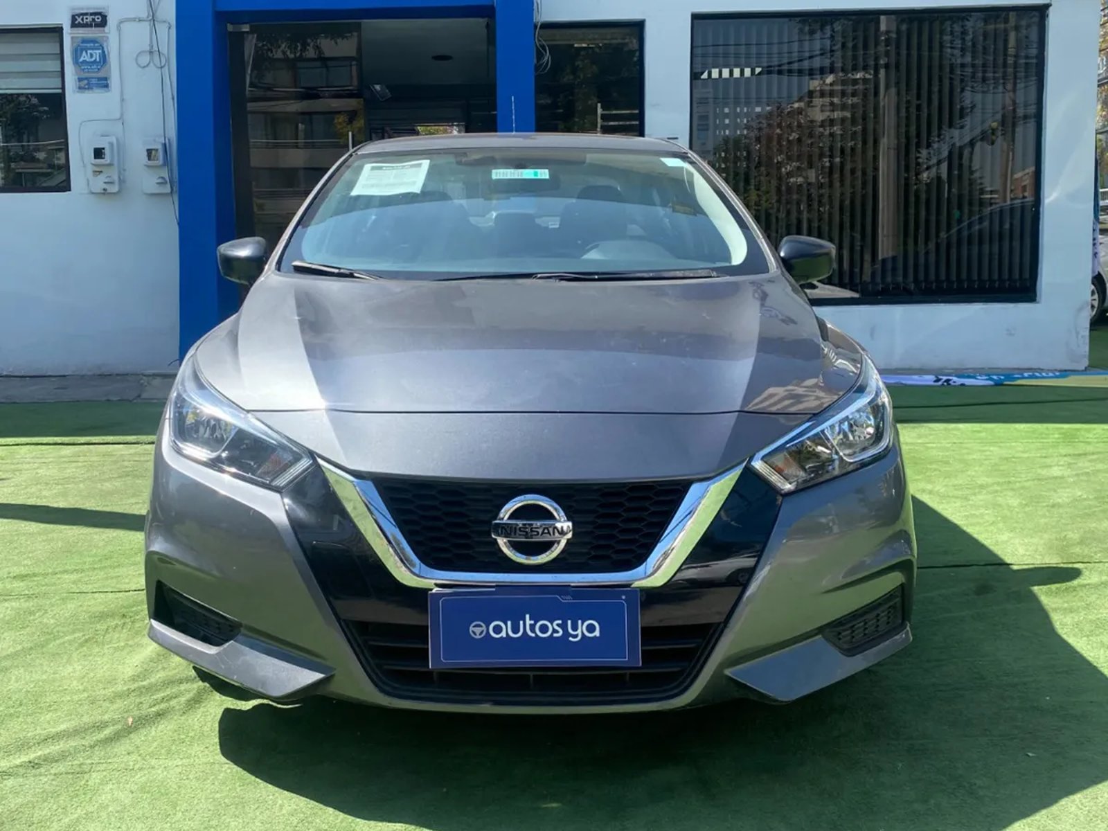 Nissan VERSA CVT 1.6 AUT 2023 - Imagen 8 de 10