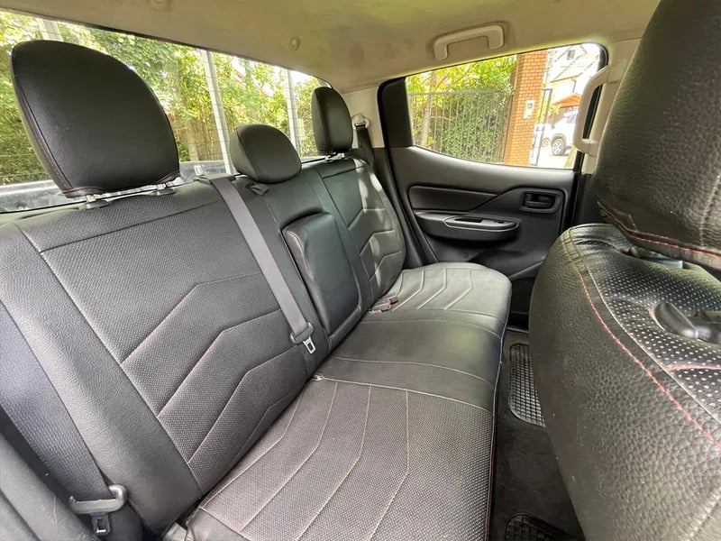 Mitsubishi L200 WORK CR WF 2.4 2023 - Imagen 10 de 12