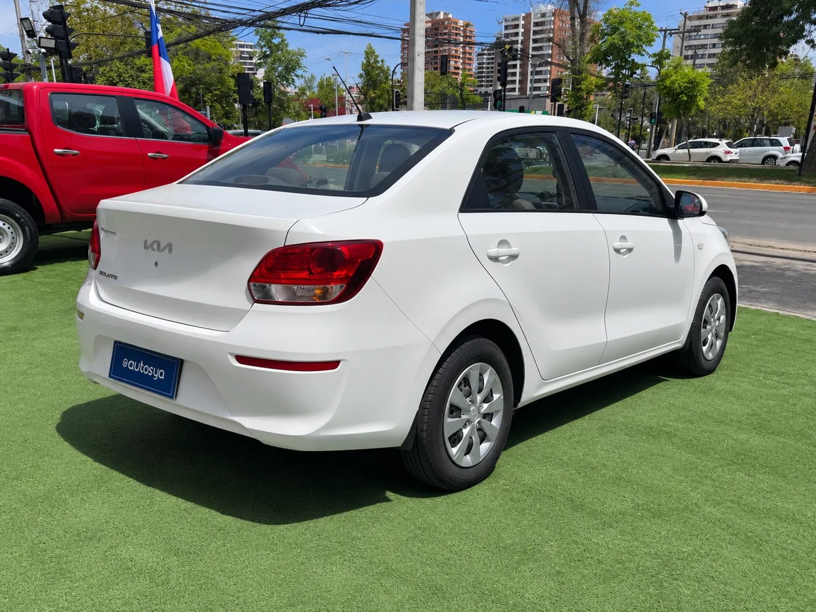 Kia SOLUTO 1.4 2022 - Foto 2 de 20