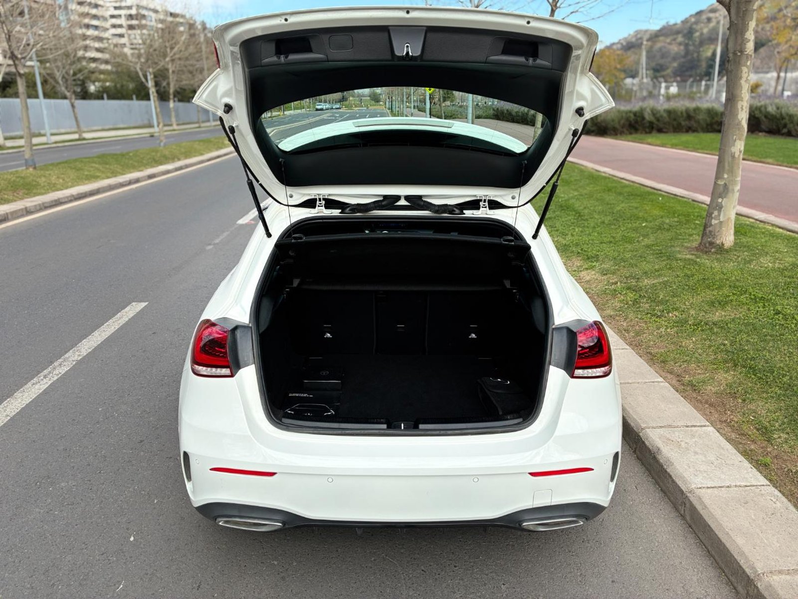 Mercedes-Benz A200 D 2021 - Imagen 18 de 20