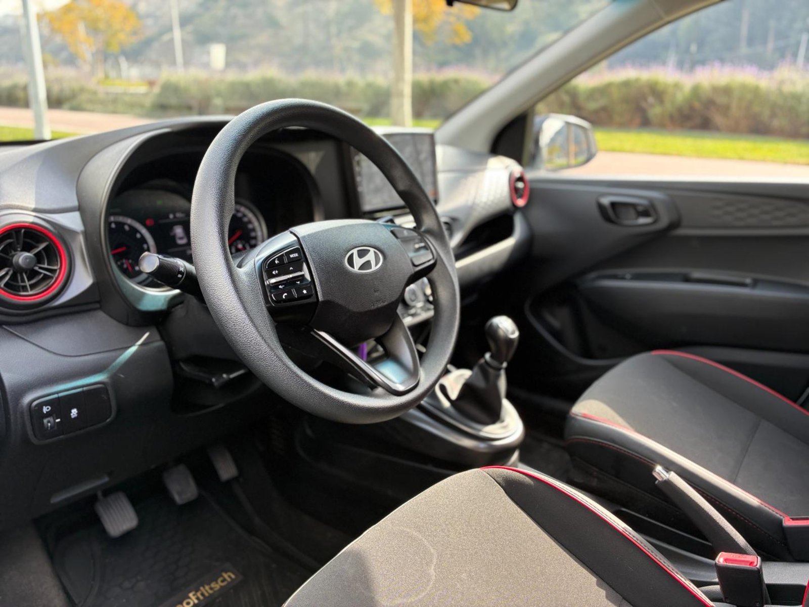 Hyundai GRAND I10 HB 1.2 Plus 2025 - Imagen 10 de 18