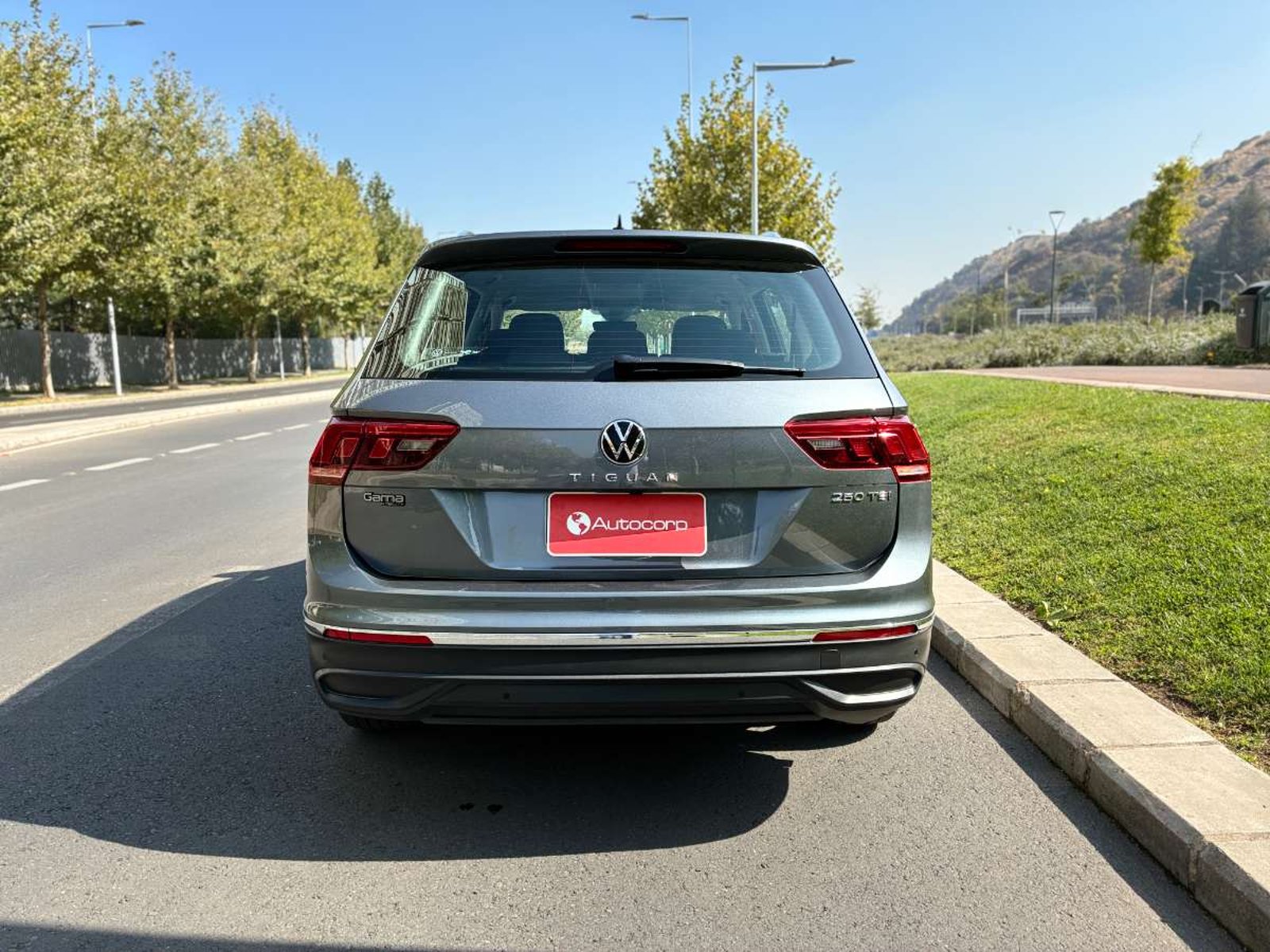 Volkswagen TIGUAN TSI COMFORTLINE 2025 - Imagen 7 de 18