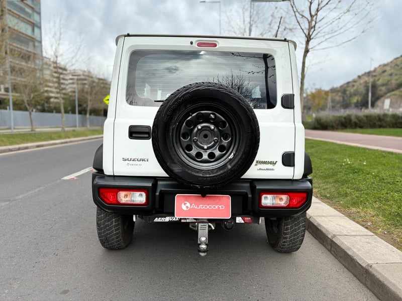 Suzuki JIMNY GL 1.5 Winche 5MT 4x4 2023 - Imagen 7 de 20