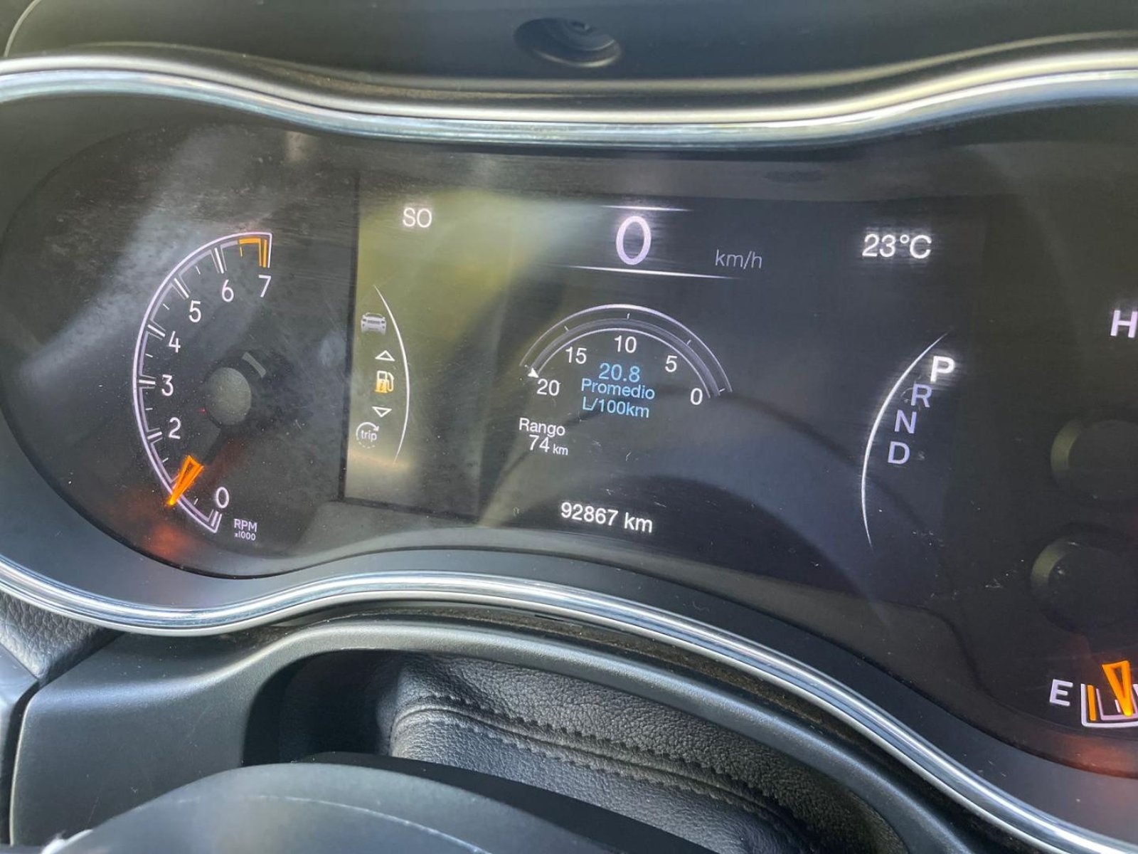 Jeep GRAND CHEROKEE 2021 - Imagen 13 de 20