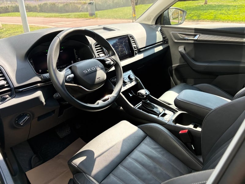 Skoda Karoq Design 1.4 TSI AT 2026 - Imagen 11 de 20