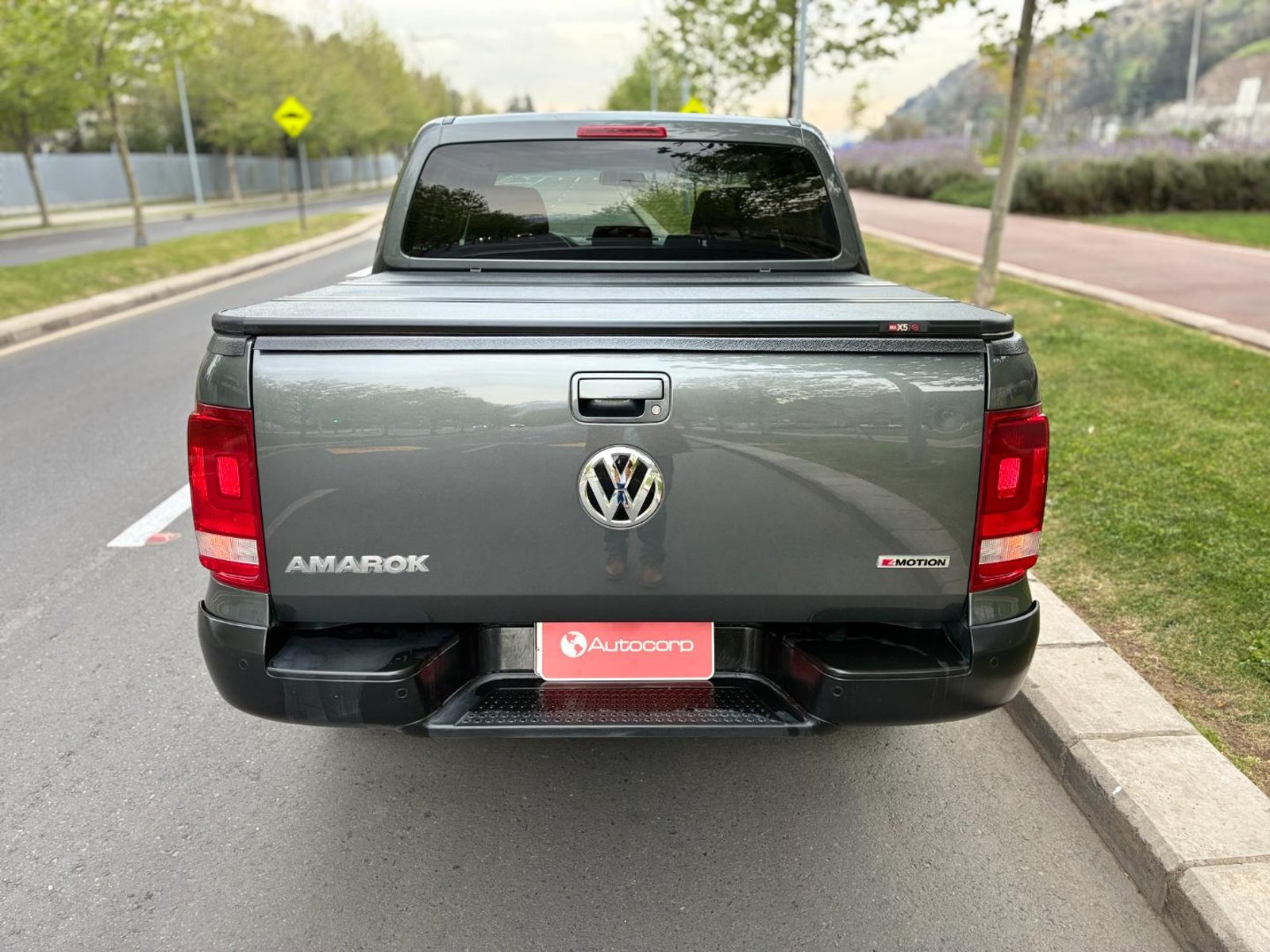 Volkswagen AMAROK Comfortline 2.0 TDI 4Motion 2023 - Foto 5 de 20