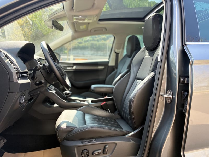 Skoda Karoq Design 1.4 TSI AT 2026 - Imagen 17 de 20