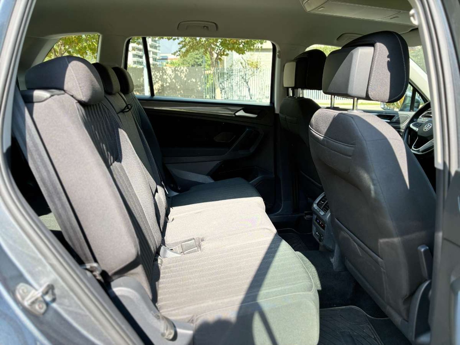 Volkswagen TIGUAN TSI COMFORTLINE 2025 - Imagen 16 de 18