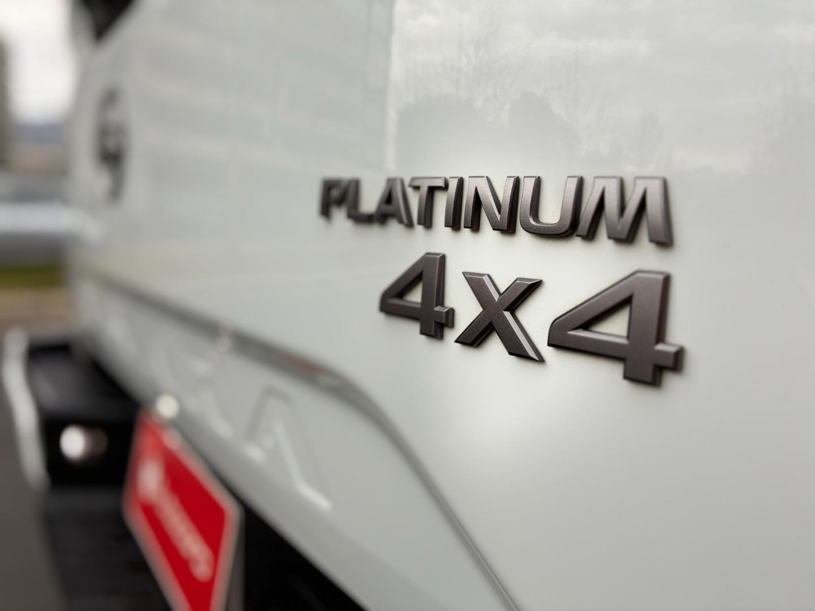 NISSAN NP 300 NAVARA DC LE 2.3D AT 4X4 Platinum 2023 - Imagen 10 de 20