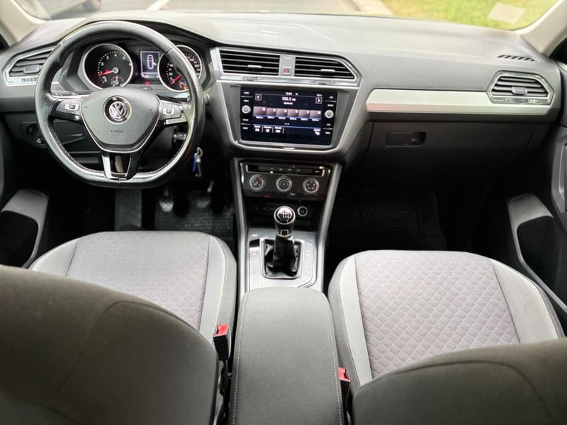 Volkswagen TIGUAN Comfortline 1.4 TSI 2019 - Imagen 17 de 20