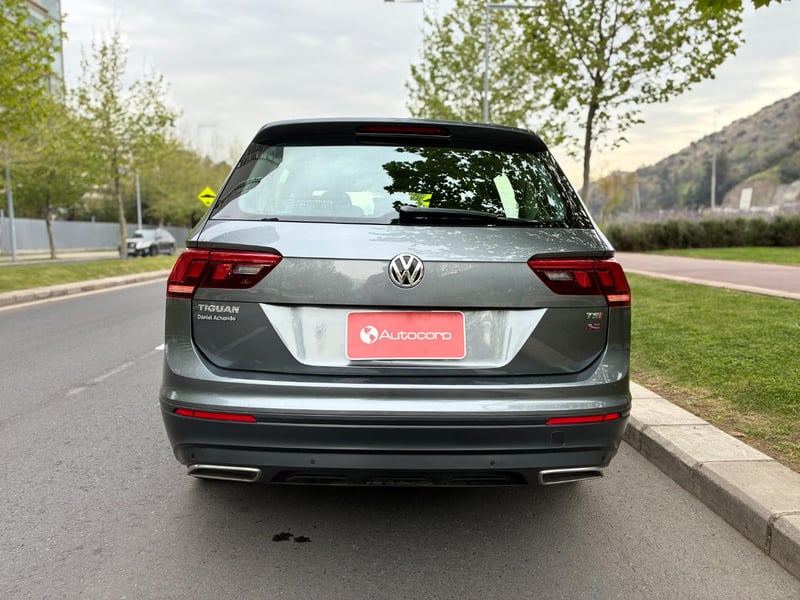 Volkswagen TIGUAN Comfortline 1.4 TSI 2019 - Imagen 8 de 20