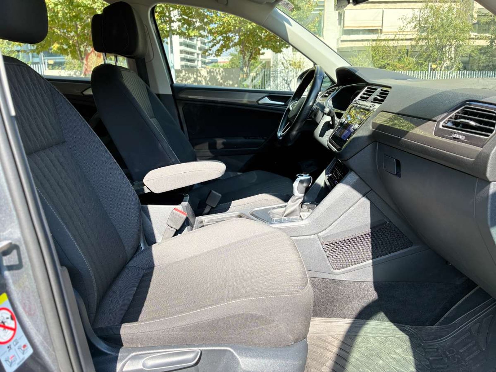 Volkswagen TIGUAN TSI COMFORTLINE 2025 - Imagen 15 de 18