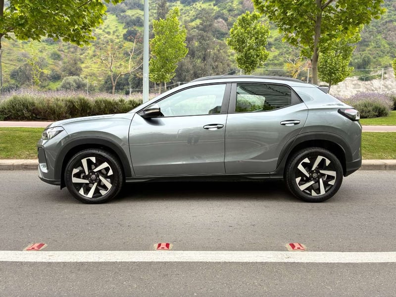 Volkswagen Tera Highline 1.0tsi AT 2026 - Imagen 4 de 20