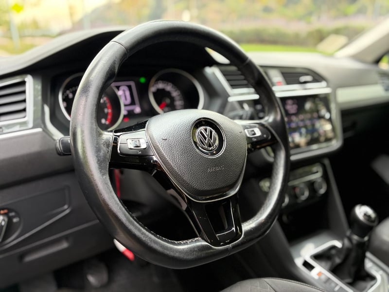 Volkswagen TIGUAN Comfortline 1.4 TSI 2019 - Imagen 11 de 20