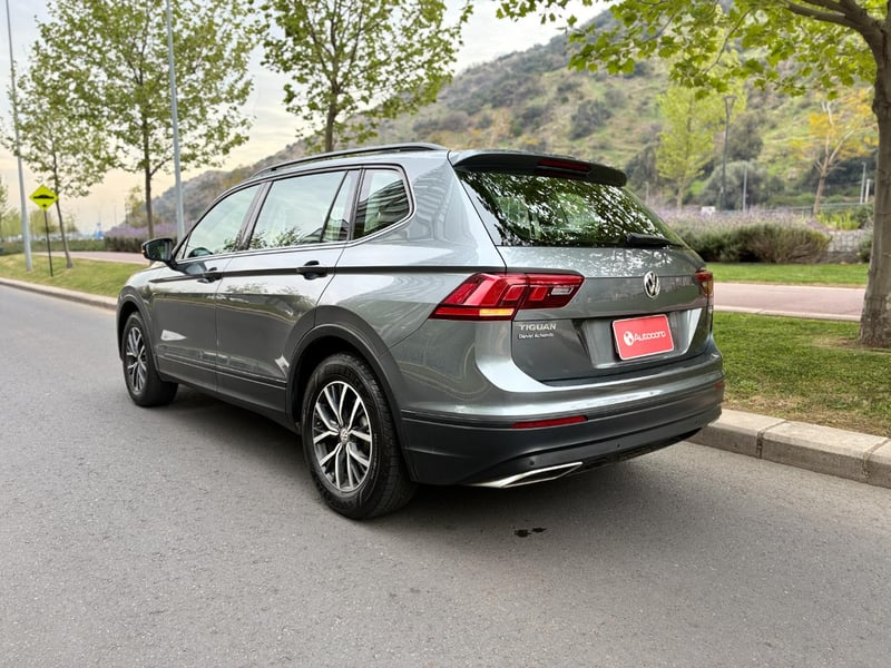 Volkswagen TIGUAN Comfortline 1.4 TSI 2019 - Imagen 7 de 20