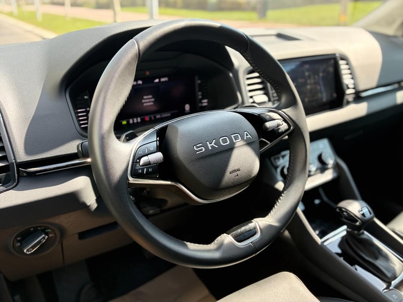 Skoda Karoq Design 1.4 TSI AT 2026 - Imagen 12 de 20