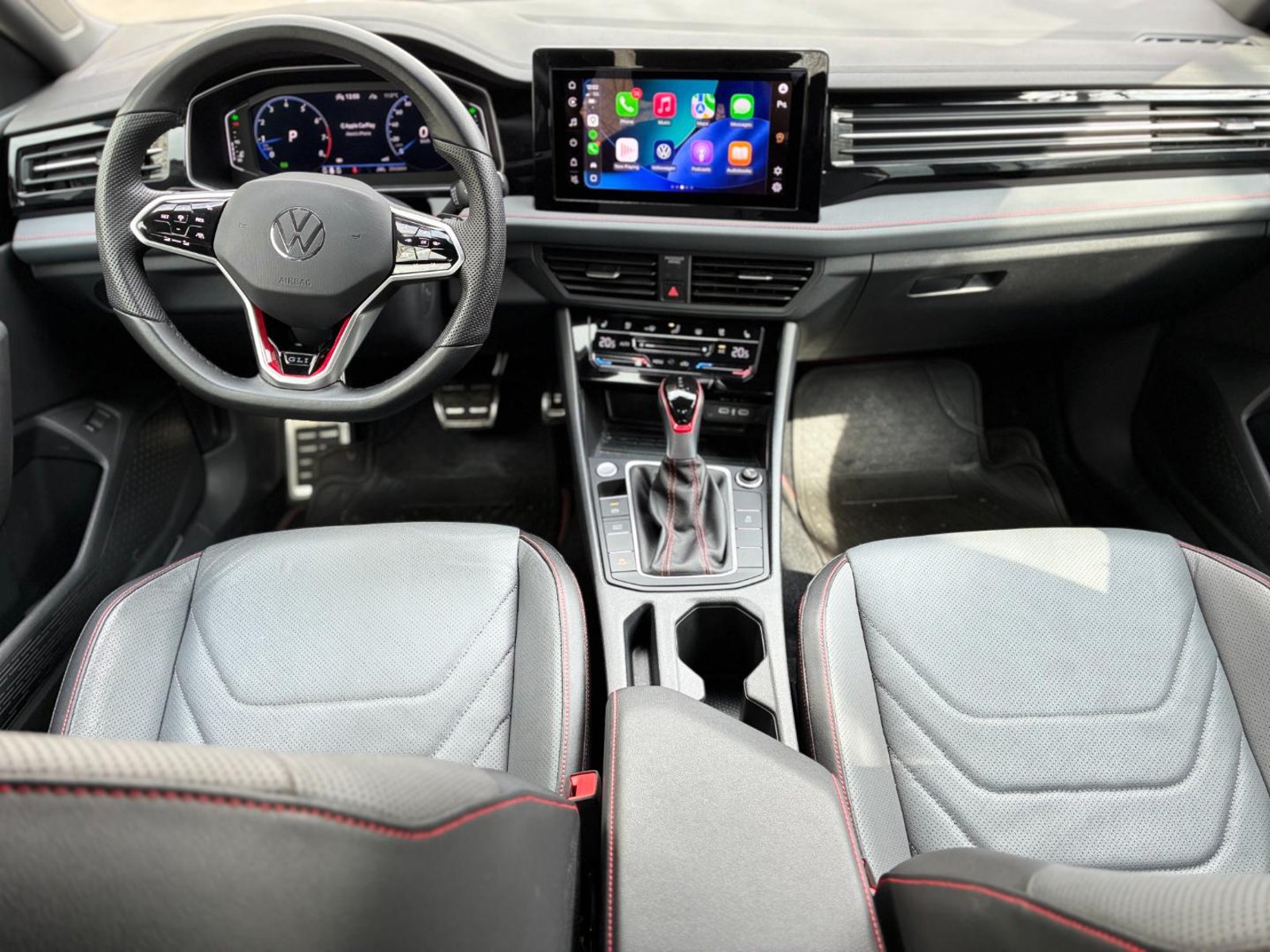 Volkswagen JETTA GLI 2.0 TSI DSG 2025 - Imagen 20 de 20