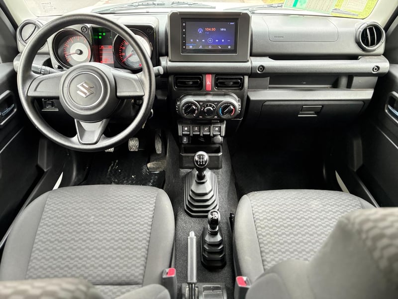 Suzuki JIMNY GL 1.5 Winche 5MT 4x4 2023 - Imagen 20 de 20