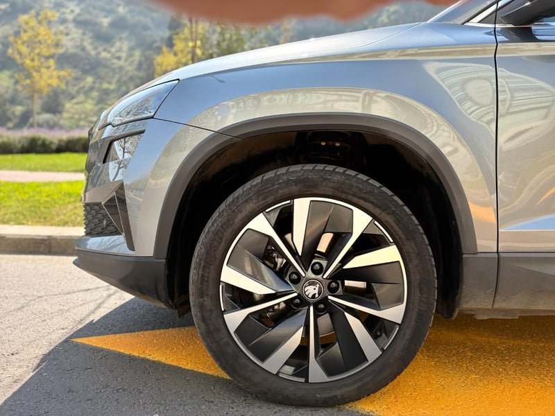 Skoda Karoq Design 1.4 TSI AT 2026 - Imagen 5 de 20