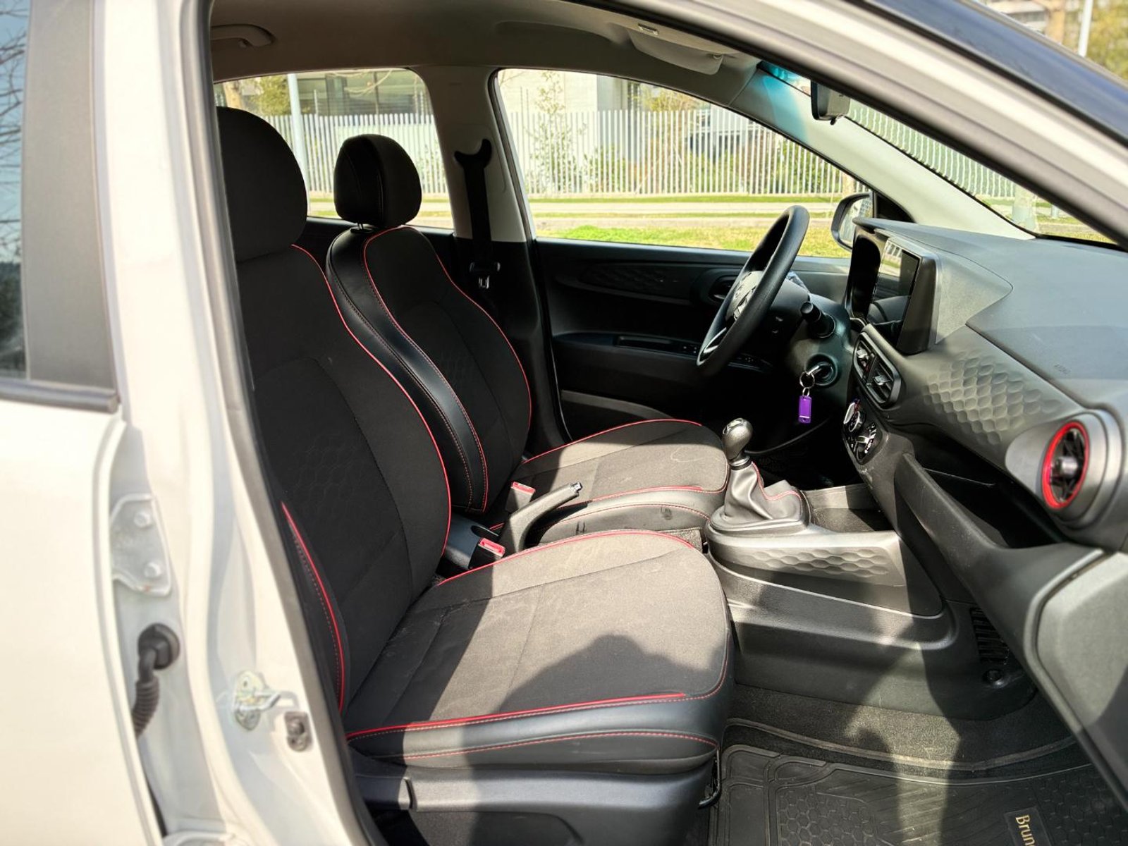 Hyundai GRAND I10 HB 1.2 Plus 2025 - Imagen 16 de 18
