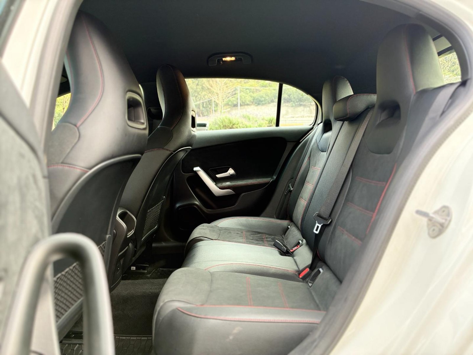 Mercedes-Benz A200 D 2021 - Imagen 16 de 20