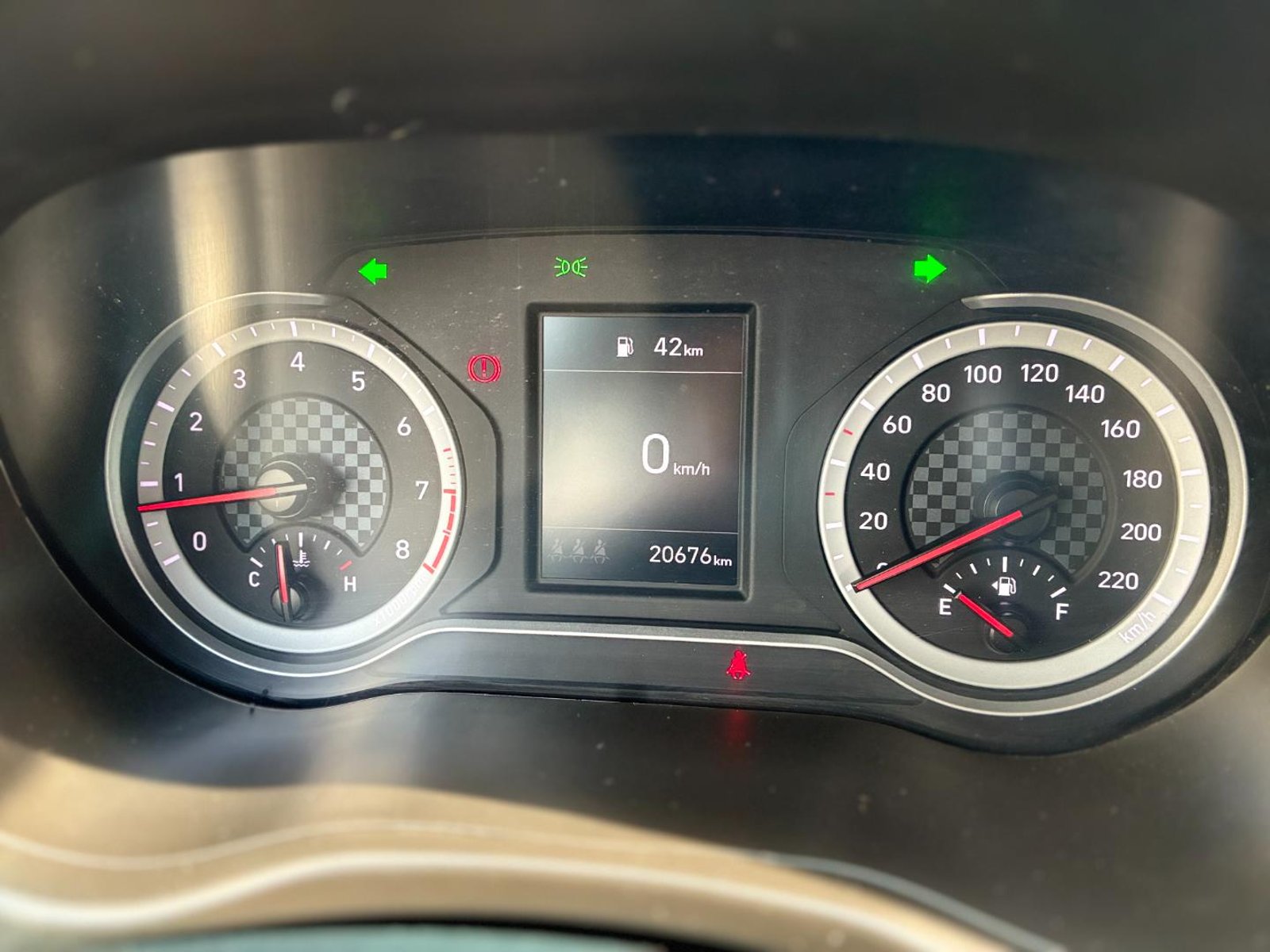 Hyundai GRAND I10 HB 1.2 Plus 2025 - Imagen 11 de 18