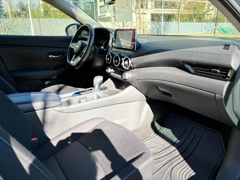 Nissan SENTRA Advance 2.0 CVT 2022 - Imagen 14 de 18
