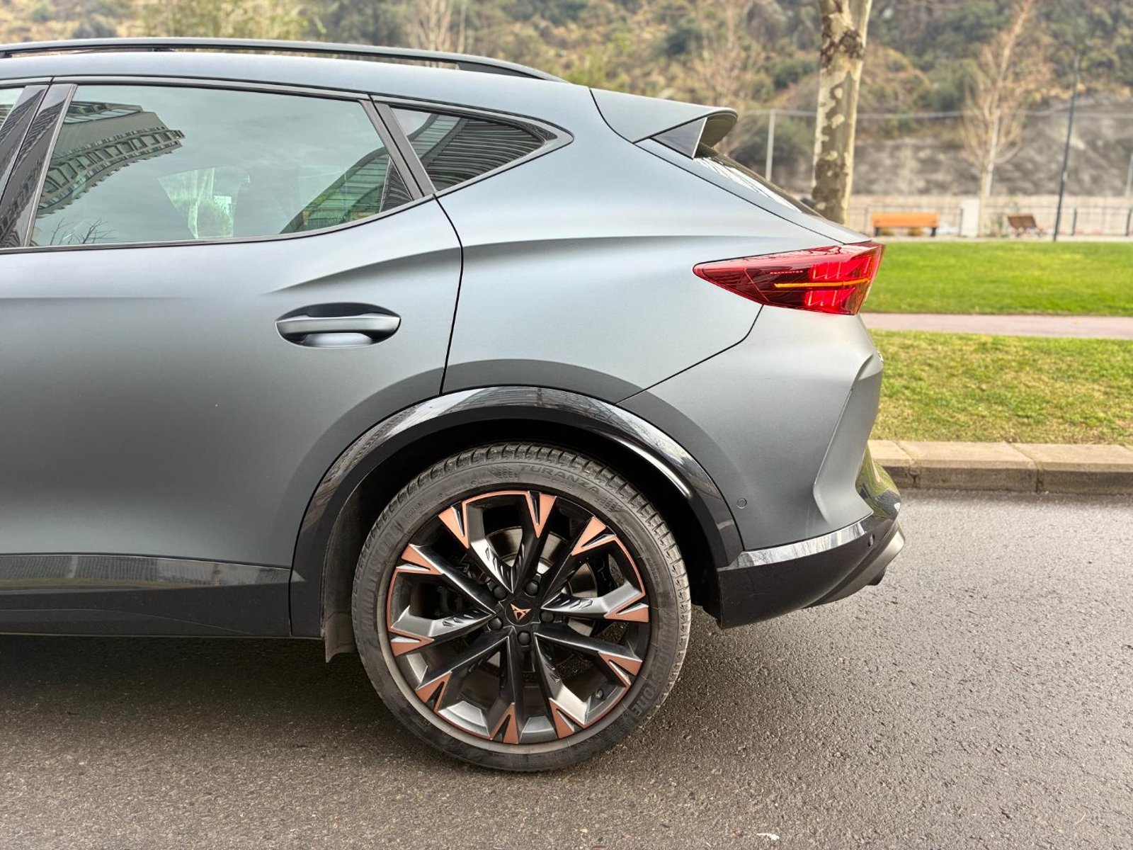 Cupra FORMENTOR VZ 4DRIVE 4X4 2.0L 🇪🇸 Pint Mate 333HP 2025 - Imagen 11 de 20