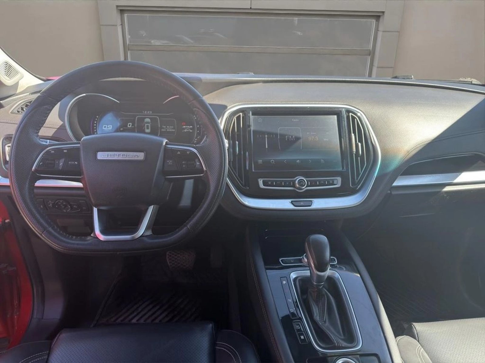 Jetour X70 1.5T GL 4X2 MT 5P 2022 - Imagen 11 de 17