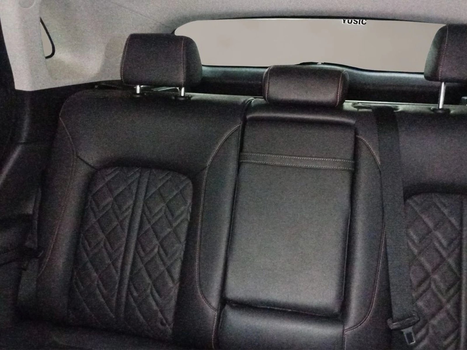 Changan UNI-K 2.0 TURBO AT 4WD 2024 - Imagen 13 de 18