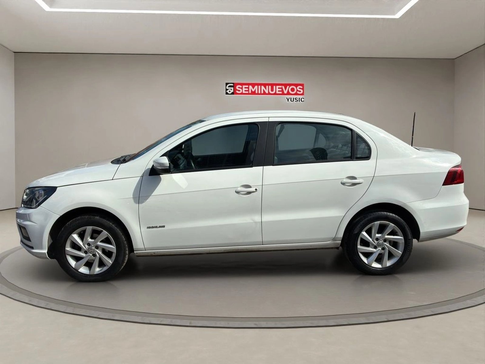 Volkswagen VOYAGE 1.6 2023 - Imagen 6 de 13