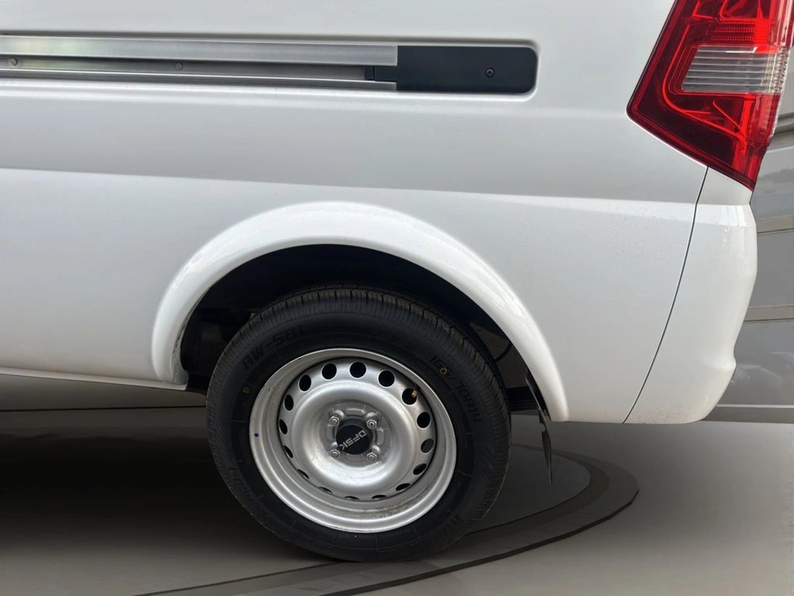 Dongfeng VAN 1.3 C25 AC MT 2026 - Imagen 13 de 13