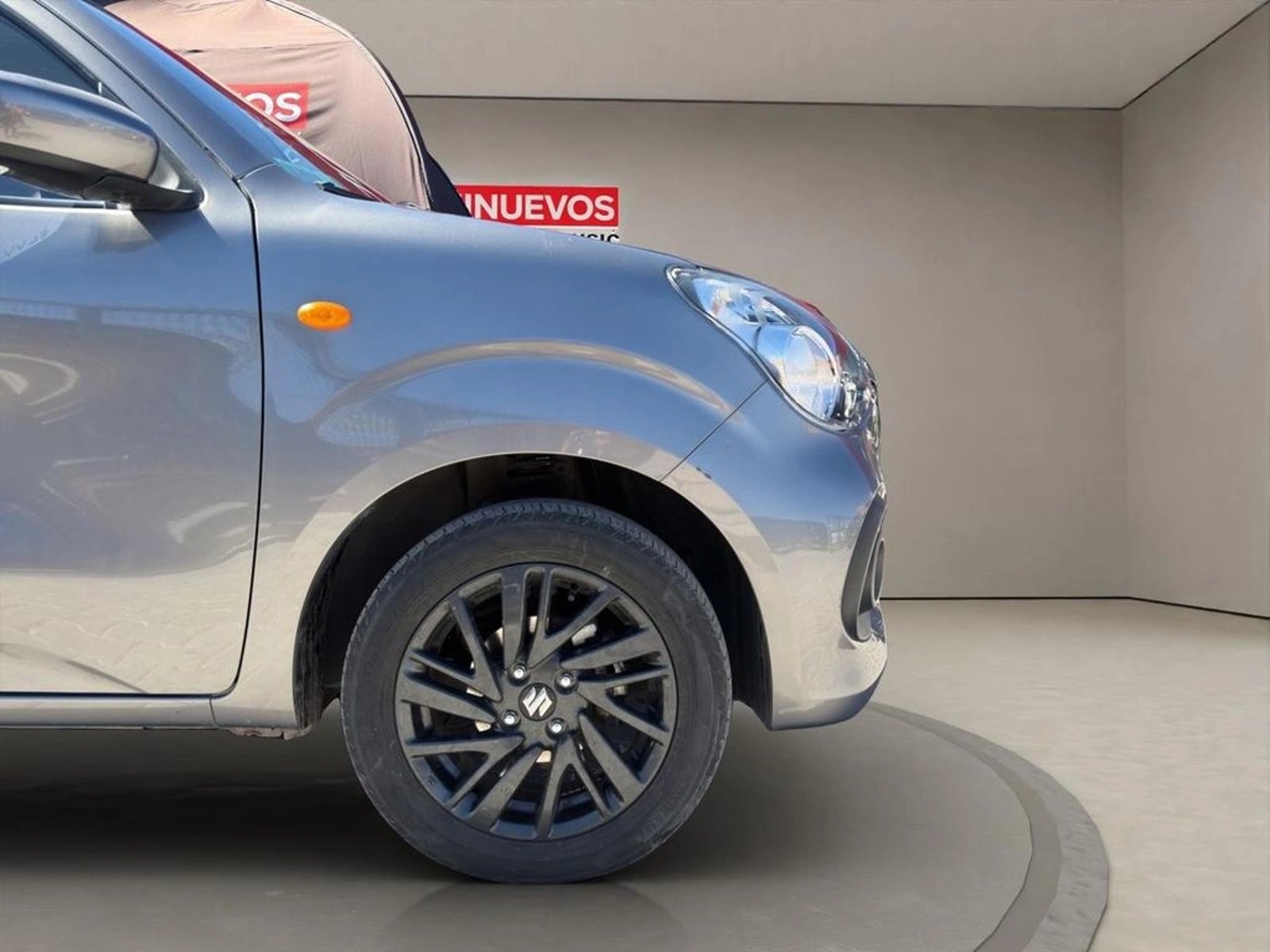 Suzuki CELERIO 1.0 GLX BT 4X2 HB AC MT 5P 2023 - Imagen 14 de 16