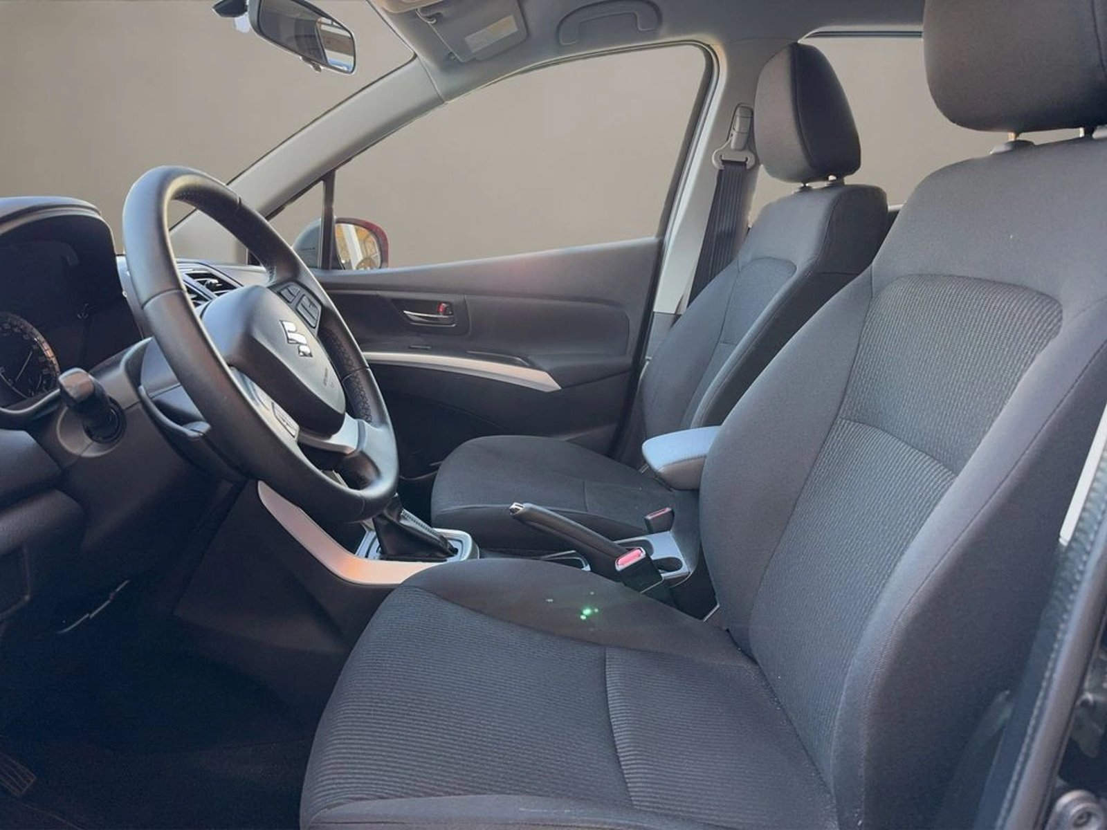 Suzuki S-CROSS 1.6 G GL 5P AT 4X2 (2018) 2018 - Imagen 14 de 14