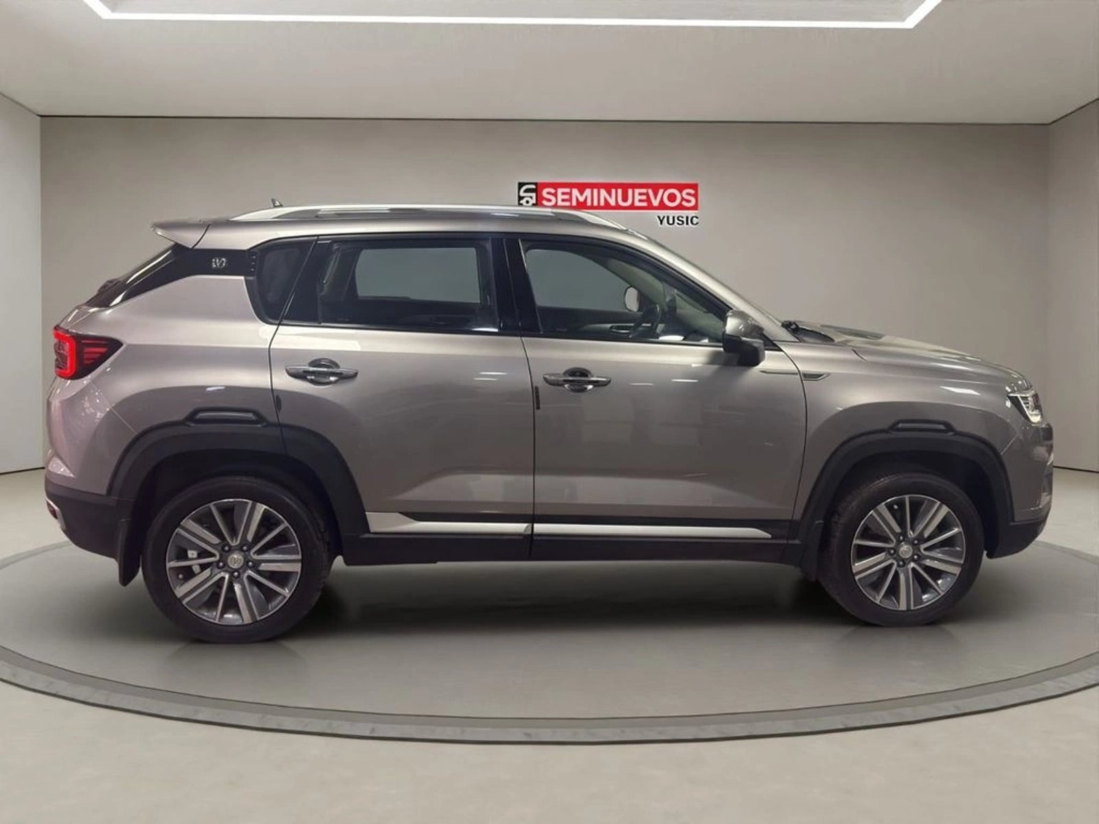 CHANGAN CS35 1.6 COMFORT 4X2 MT 5P 2023 - Imagen 7 de 18
