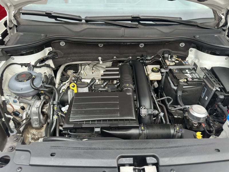 Volkswagen TAOS 1.4 TSI CONFORTLINE 2025 - Imagen 16 de 16