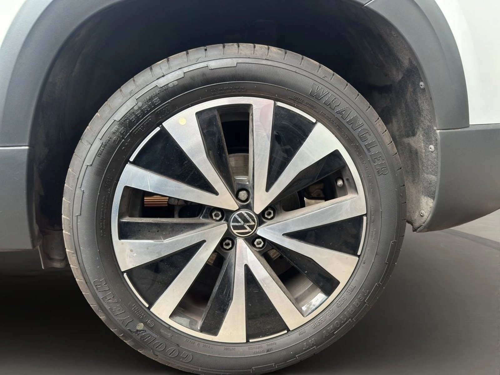Volkswagen TAOS 1.4 TSI CONFORTLINE 2025 - Imagen 8 de 16