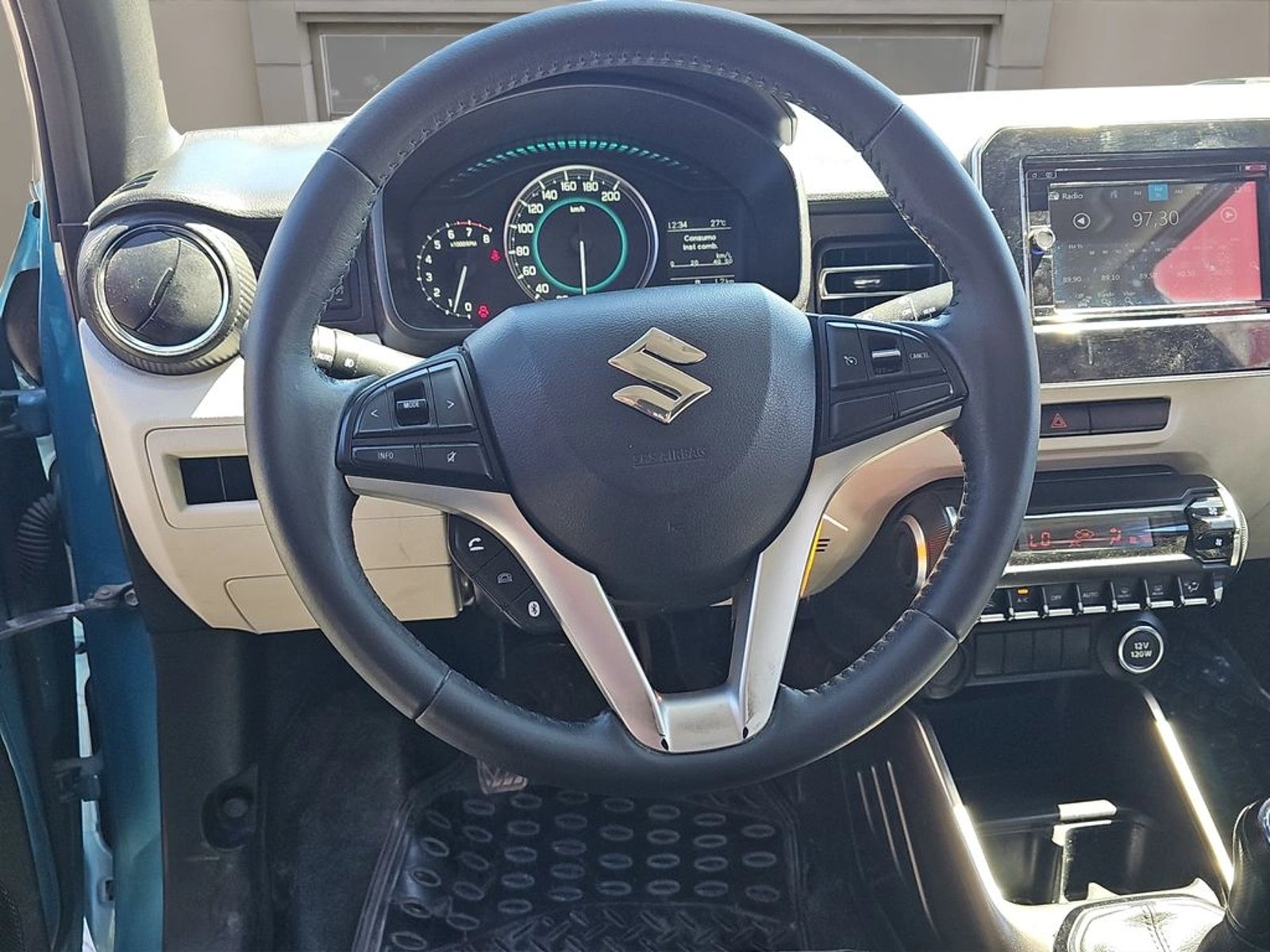 Suzuki IGNIS 1.2 GLX FWD MT 5P 2018 - Imagen 11 de 12