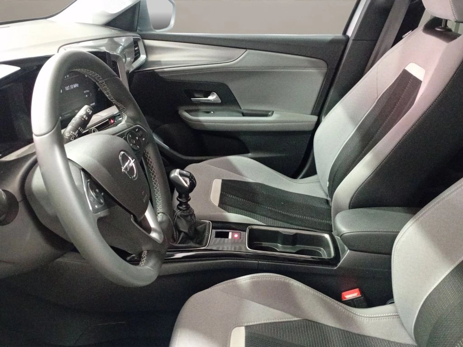 Opel MOKKA 1.5 ELEGANCE MT DIESEL 2023 - Imagen 7 de 16