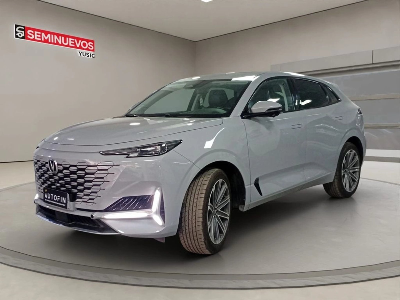 Changan UNI-K 2.0 TURBO AT 4WD 2024 - Foto 2 de 18