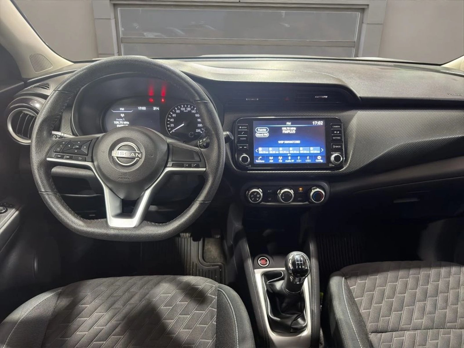 Nissan KICKS 1.6 ADVANCE MT 2022 - Imagen 10 de 13
