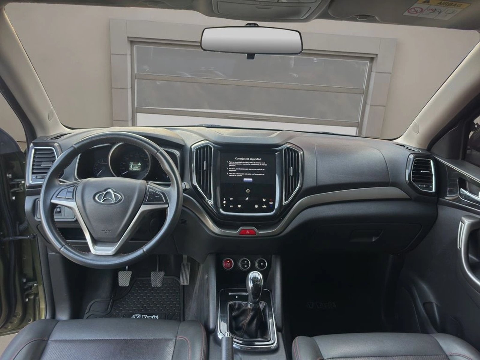 CHANGAN CX70 1.5T ELITE 4X2 MT 5P 2019 - Imagen 14 de 19