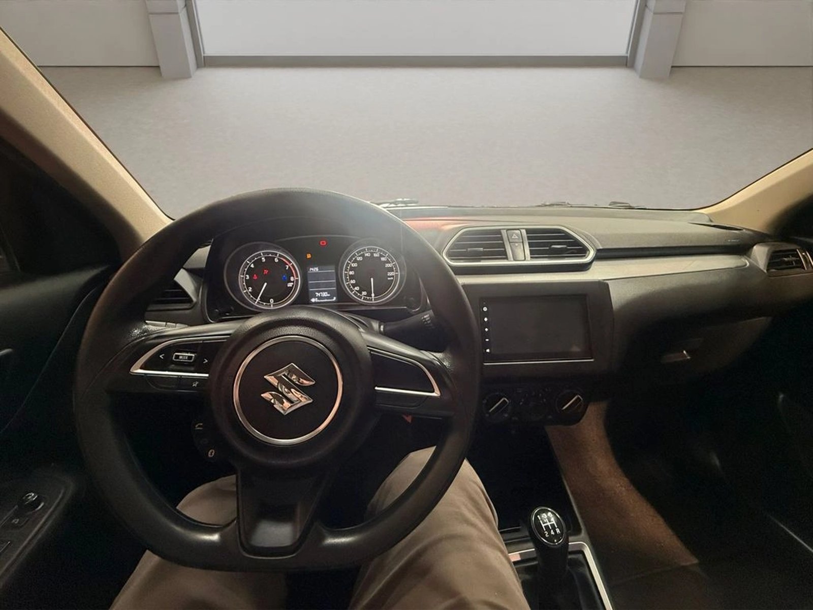 Suzuki DZIRE 1.2 GL MT 2023 - Imagen 8 de 9