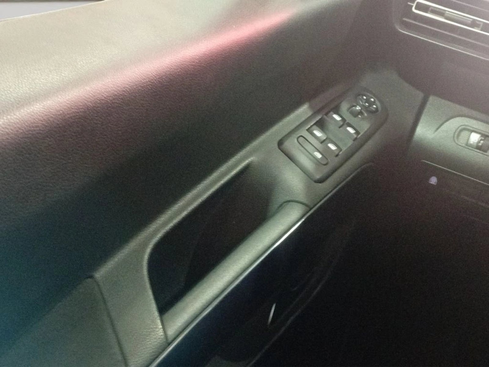 Peugeot RIFTER 1.2 ALLURE PURETECH 130 AT 2021 - Imagen 13 de 15