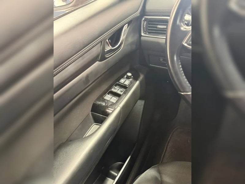 Mazda CX-5 2.0 R 4X2 6AT 5P 2021 - Imagen 9 de 10