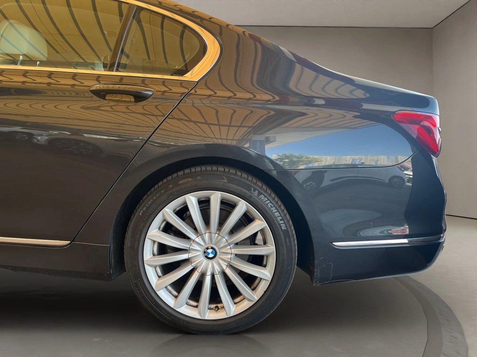 BMW 730 3.0 D AT DIESEL 2017 - Imagen 17 de 18