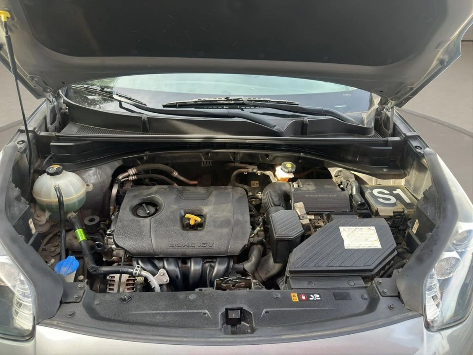 Kia SPORTAGE 2.0 LX 2WD 6MT 5P 2020 - Imagen 11 de 18