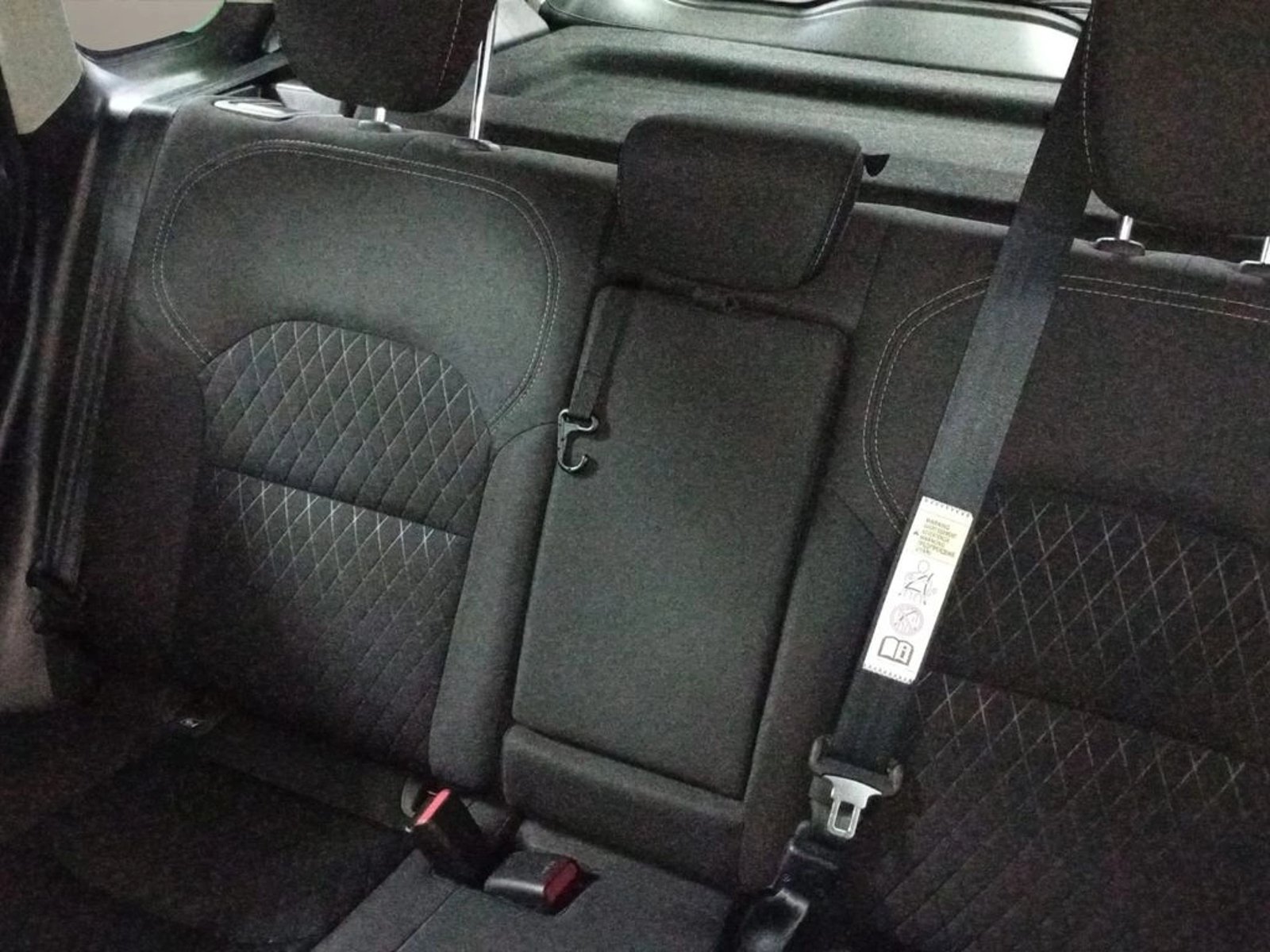 SUZUKI GRAND VITARA 1.5 GL HYBRID 4X2 AT 5P 2025 - Imagen 17 de 19