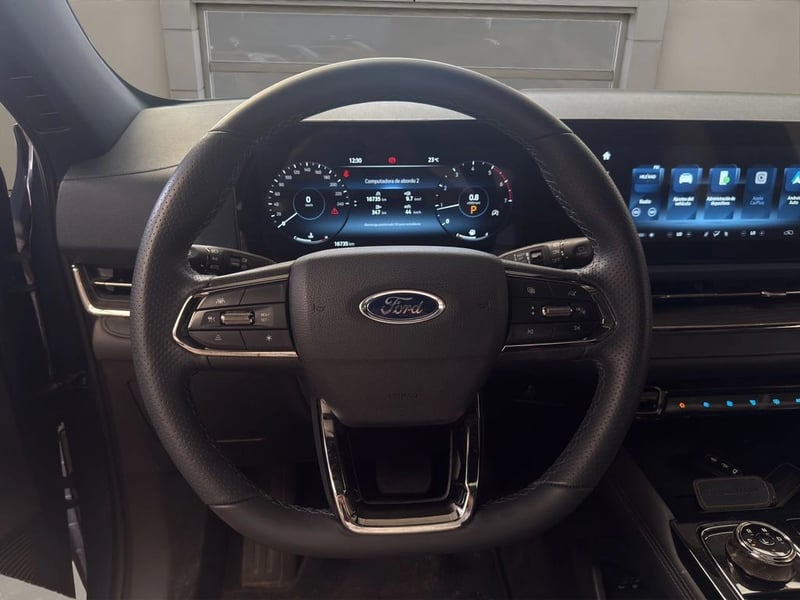 Ford TERRITORY TITANIUM 4X2 1.5 AUT 2025 - Imagen 10 de 19