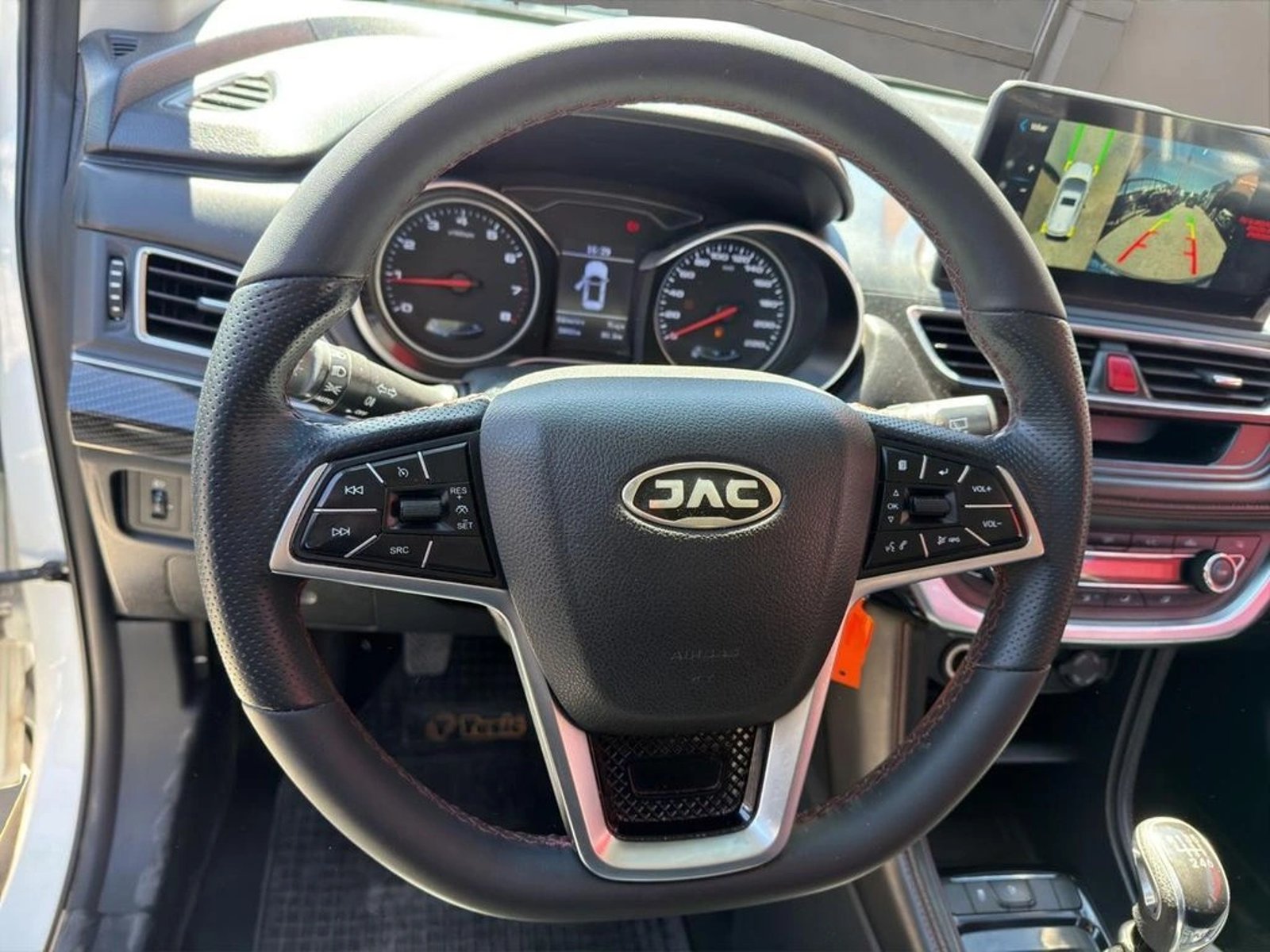 JAC JS3 1.6 COMFORT 4X2 MT 5P 2023 - Imagen 7 de 12